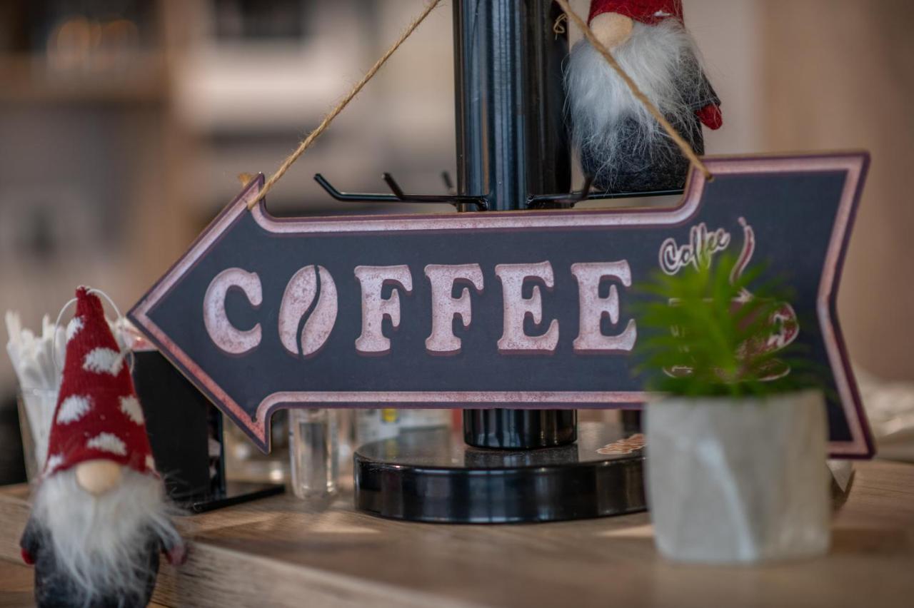 Amd Union Caffe & Rooms Kruševac Dış mekan fotoğraf
